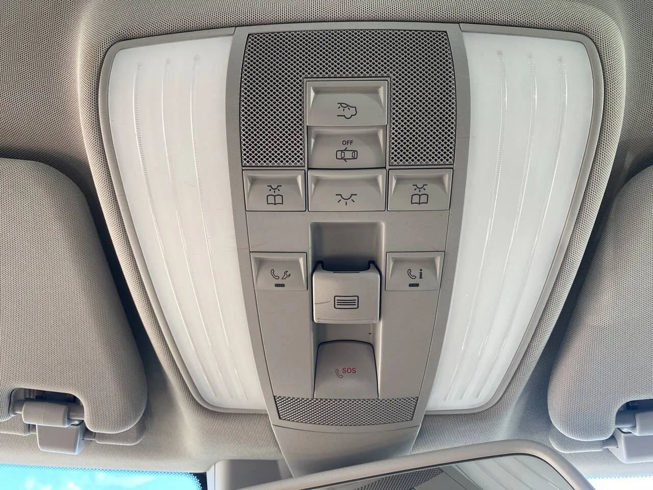 Used 2013 Mercedes-Benz E 350 4MATIC Sedan image 20