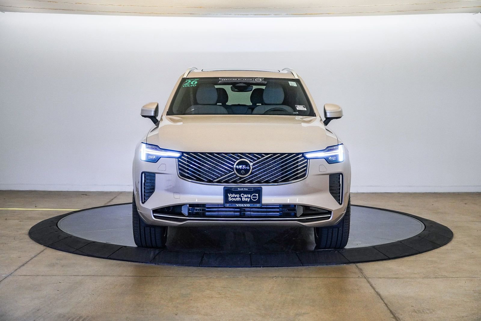 Certified 2026 Volvo XC90 T8 Plus w/ Protection Package Premier AWD/4WD image 7