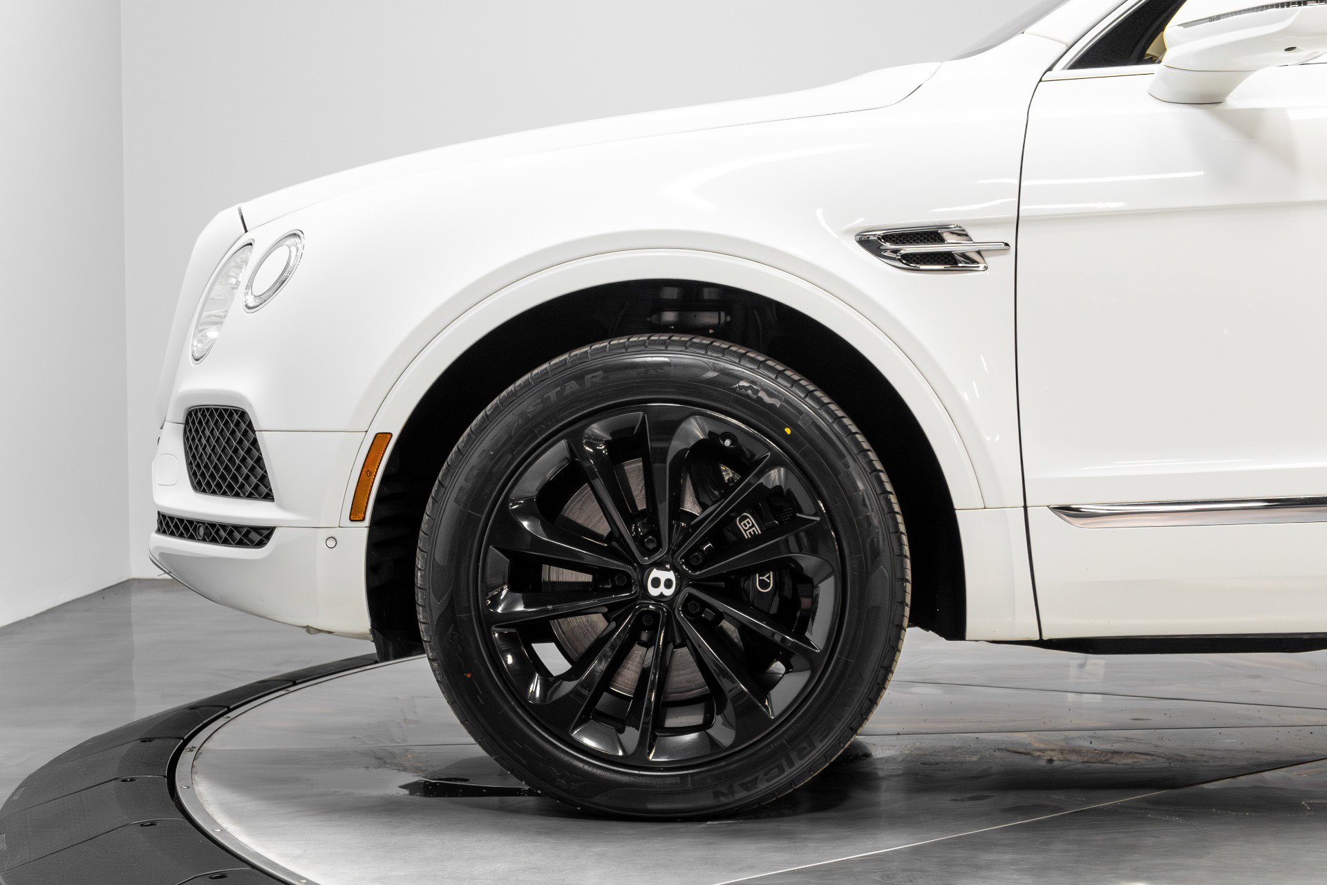 Used 2019 Bentley Bentayga image 36