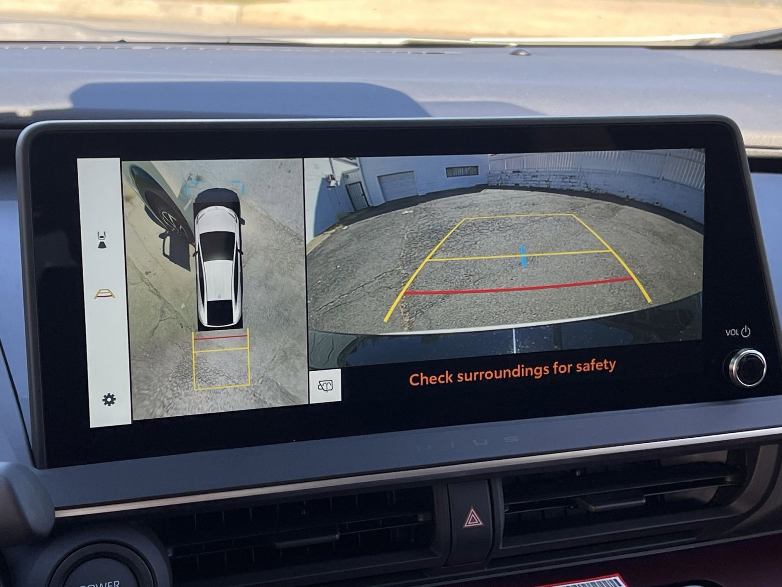 New 2026 Toyota Prius Plug-In Hybrid image 19