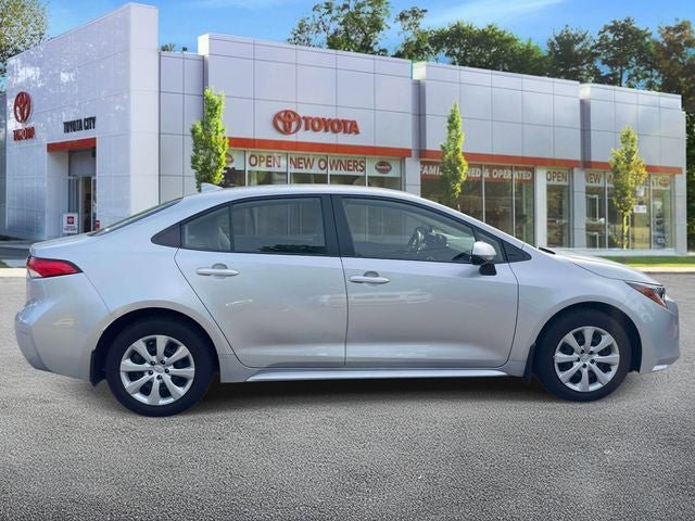 Certified 2023 Toyota Corolla LE w/ Carpet Mat Package (TMS) FWD image 5