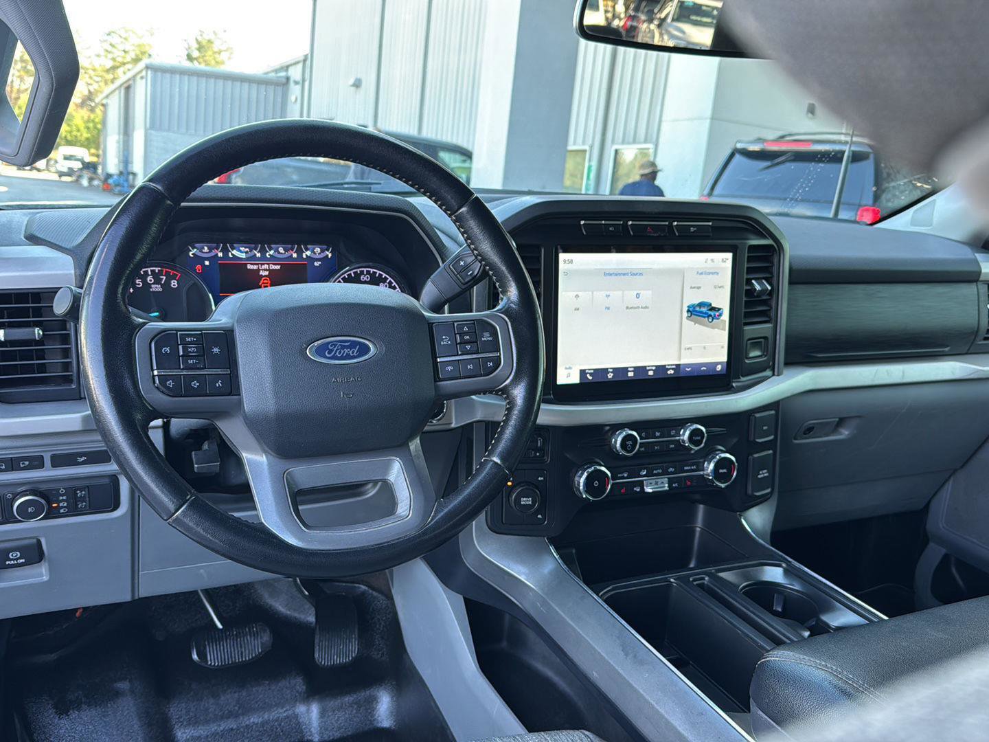 Used 2022 Ford F150 XLT w/ Equipment Group 302A High image 16