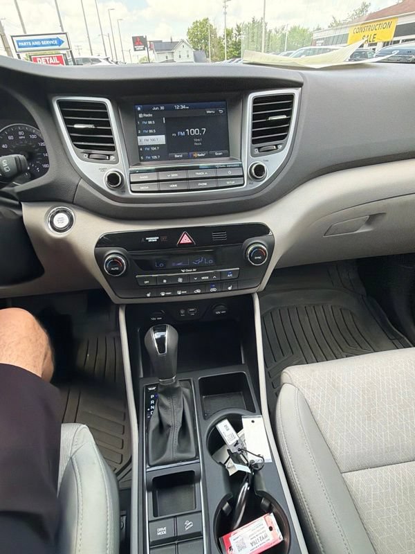 Used 2018 Hyundai Tucson Sport w/ Cargo Package AWD/4WD image 20