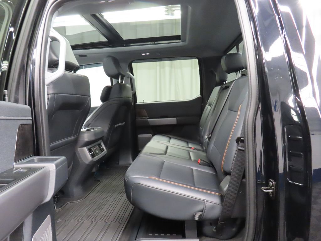 Used 2026 Ford F350 Lariat w/ Lariat Ultimate Package AWD/4WD image 13