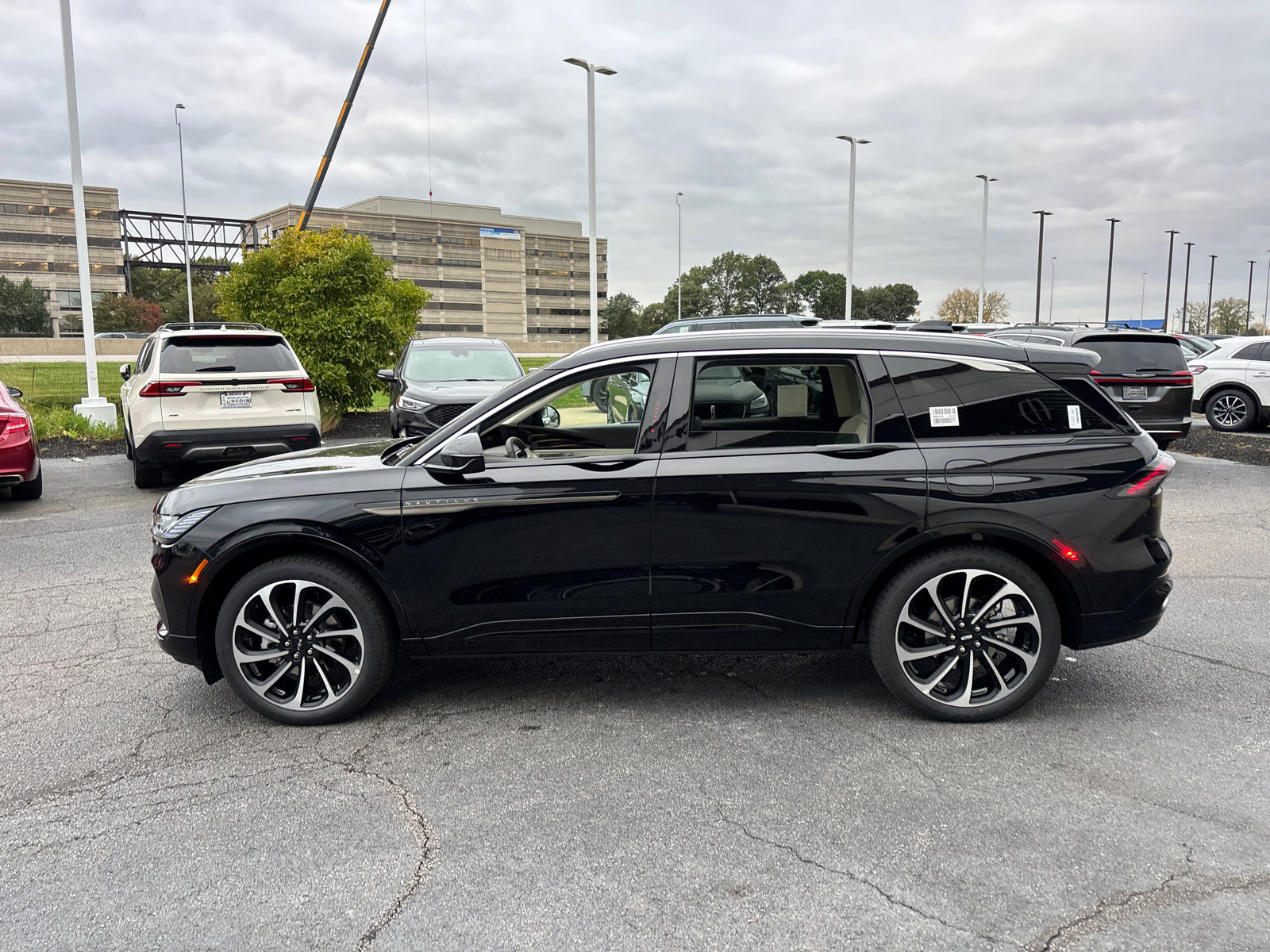 New 2026 Lincoln Nautilus Black Label image 4