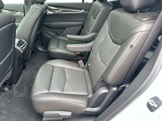 Used 2023 Cadillac XT6 Sport w/ LPO, Floor Liner Package AWD/4WD image 13
