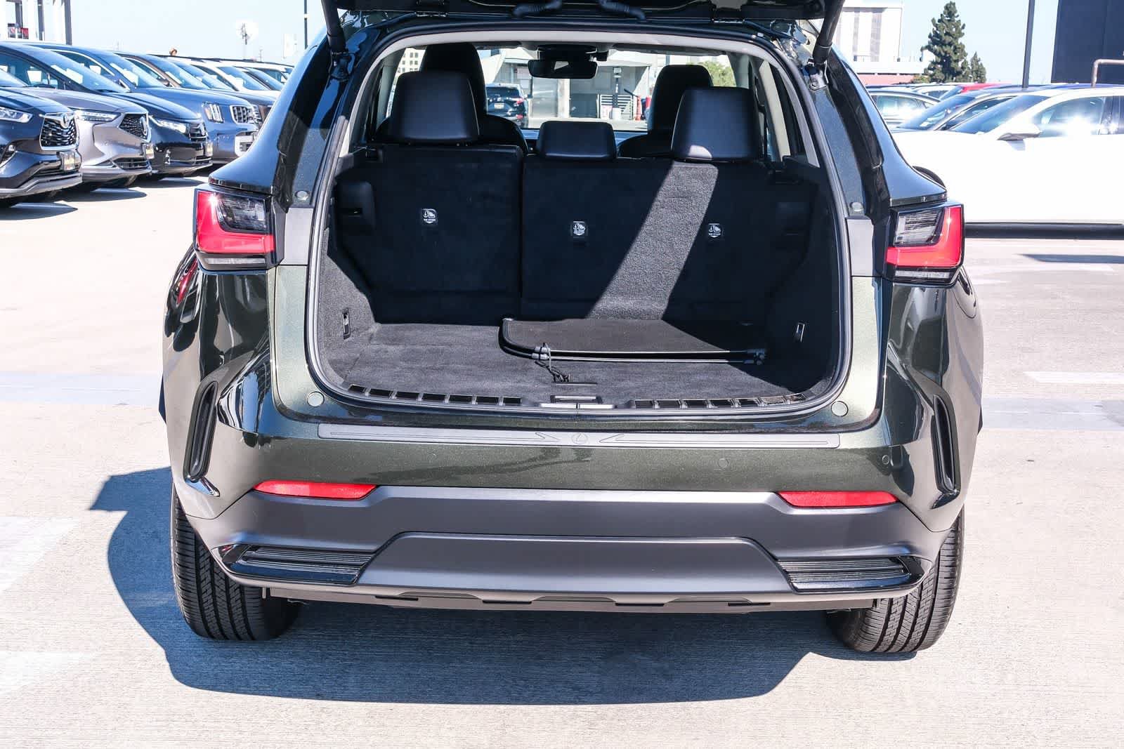 Used 2025 Lexus NX 250 FWD image 27
