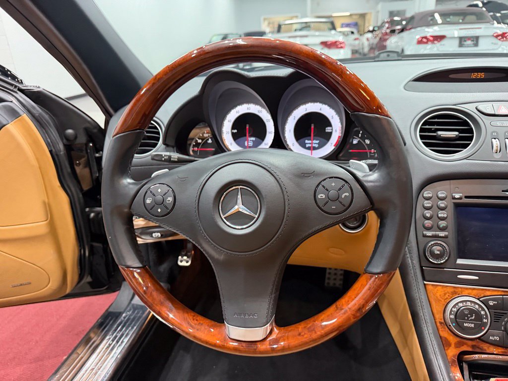 Used 2012 Mercedes-Benz SL 550 image 45