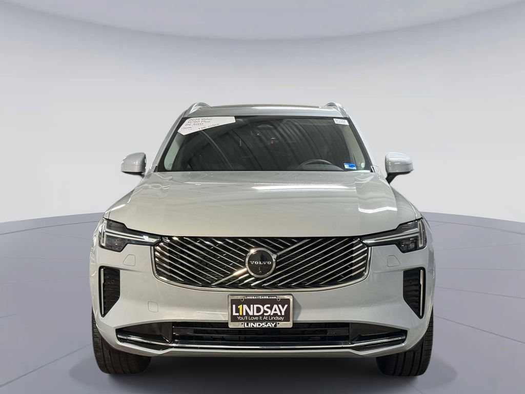 Used 2025 Volvo XC90 B6 Plus AWD/4WD image 8