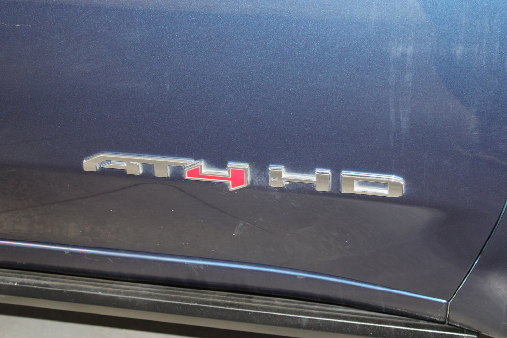 Used 2023 GMC Sierra 2500 AT4 AWD/4WD image 13