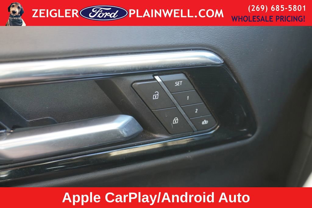 Used 2025 Chevrolet Suburban Z71 image 33