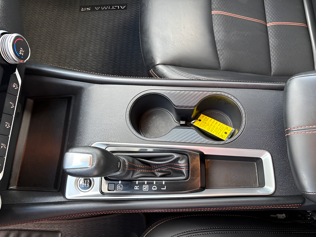Used 2022 Nissan Altima 2.5 SR FWD image 40