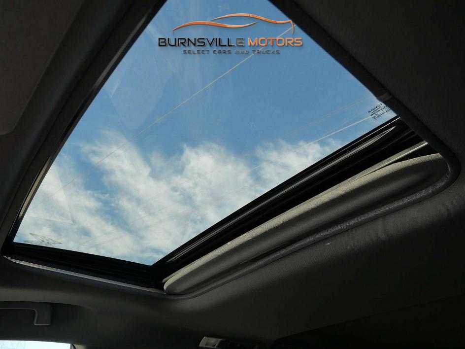 Used 2021 Toyota Sienna XSE image 29