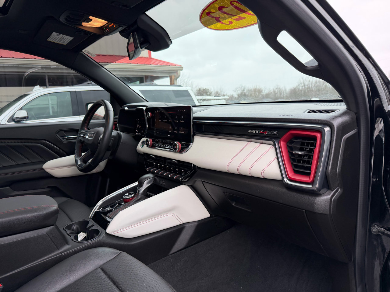 Used 2023 GMC Canyon AT4X image 21