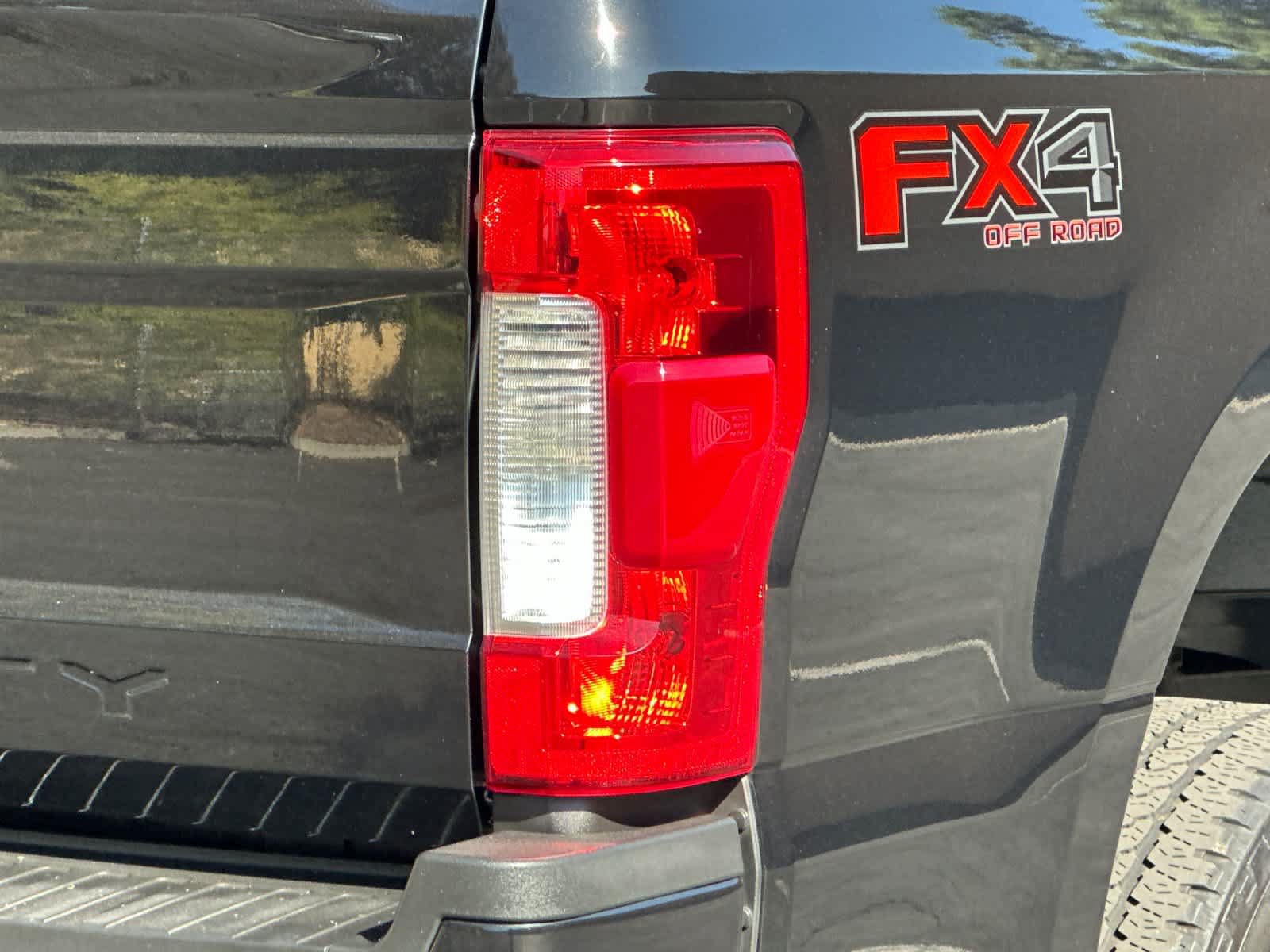 Certified 2019 Ford F250 Lariat w/ Lariat Ultimate Package AWD/4WD image 26