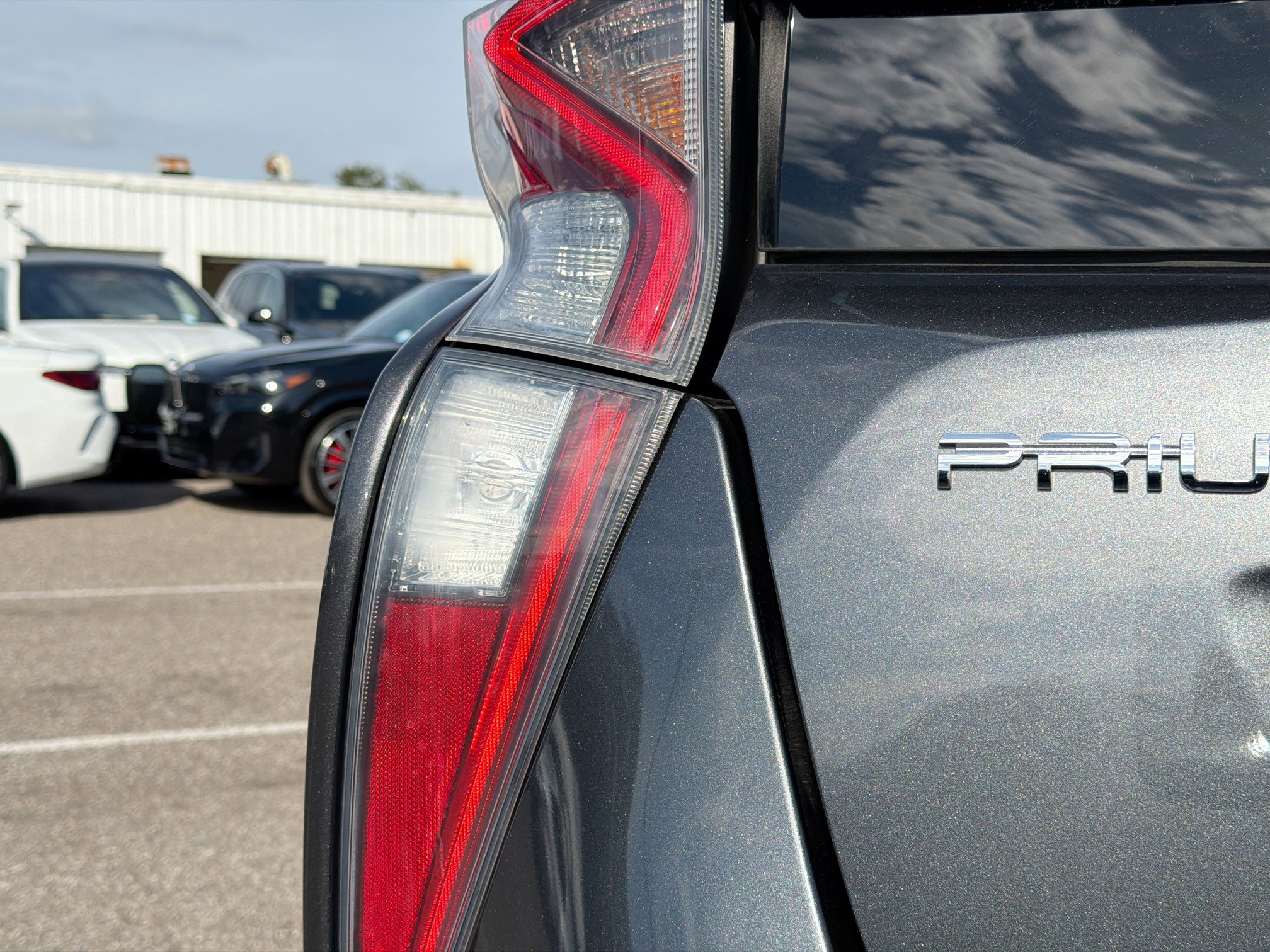 Used 2017 Toyota Prius Two image 10