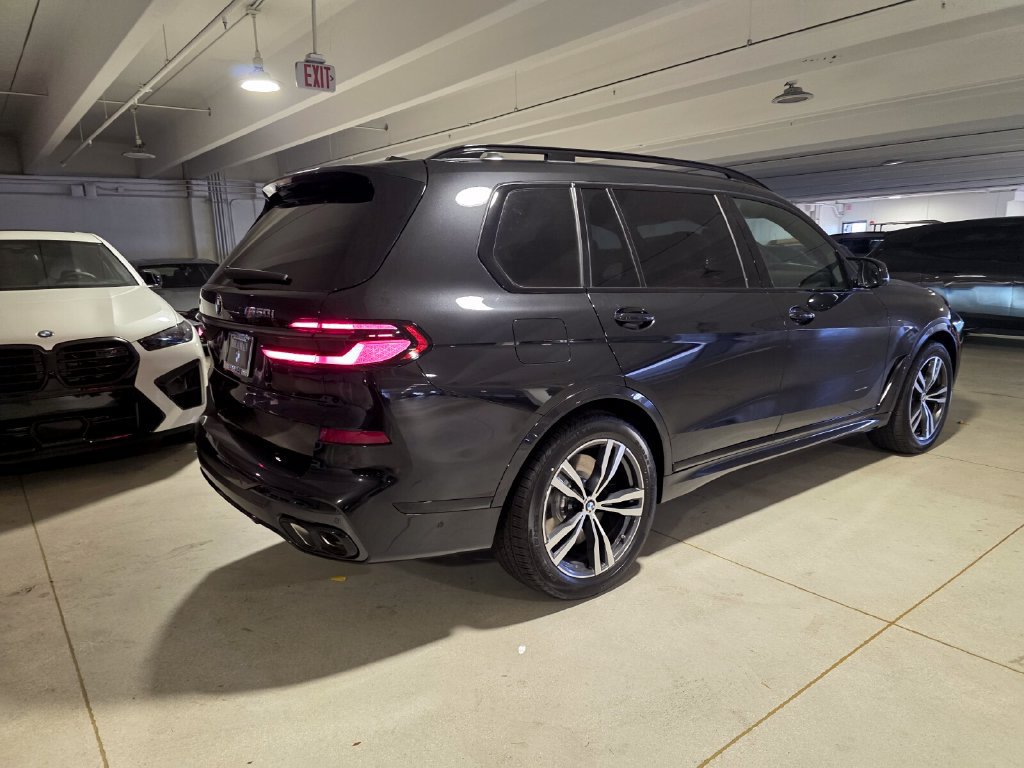 New 2027 BMW X7 M60i AWD/4WD image 4