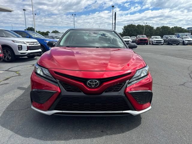 Used 2023 Toyota Camry XSE FWD image 2