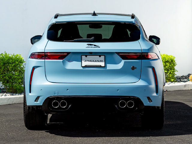 New 2026 Jaguar F-PACE SVR AWD/4WD image 8
