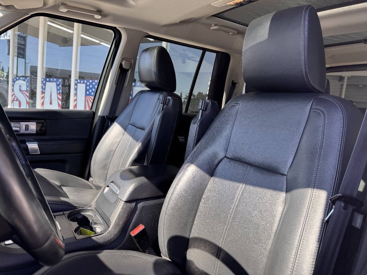 Used 2016 Land Rover LR4 HSE LUX AWD/4WD image 36