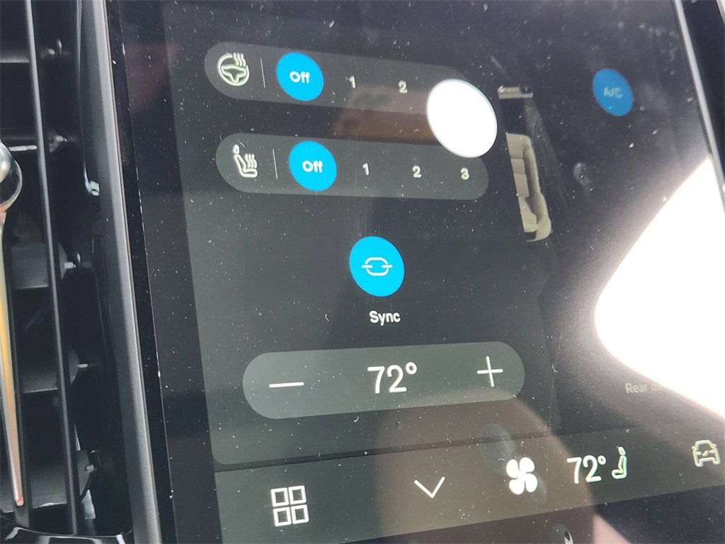 New 2026 Volvo XC90 B6 Plus w/ Protection Package Premier image 15