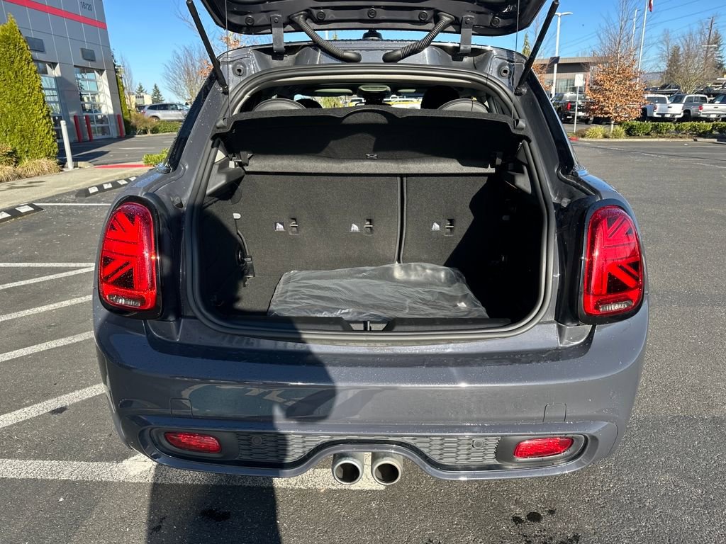 Used 2021 MINI Cooper S w/ Premium Package image 26