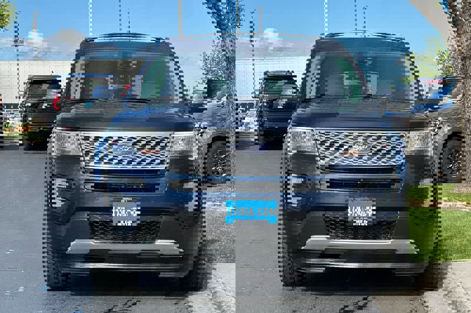 Used 2017 Ford Explorer Platinum image 10