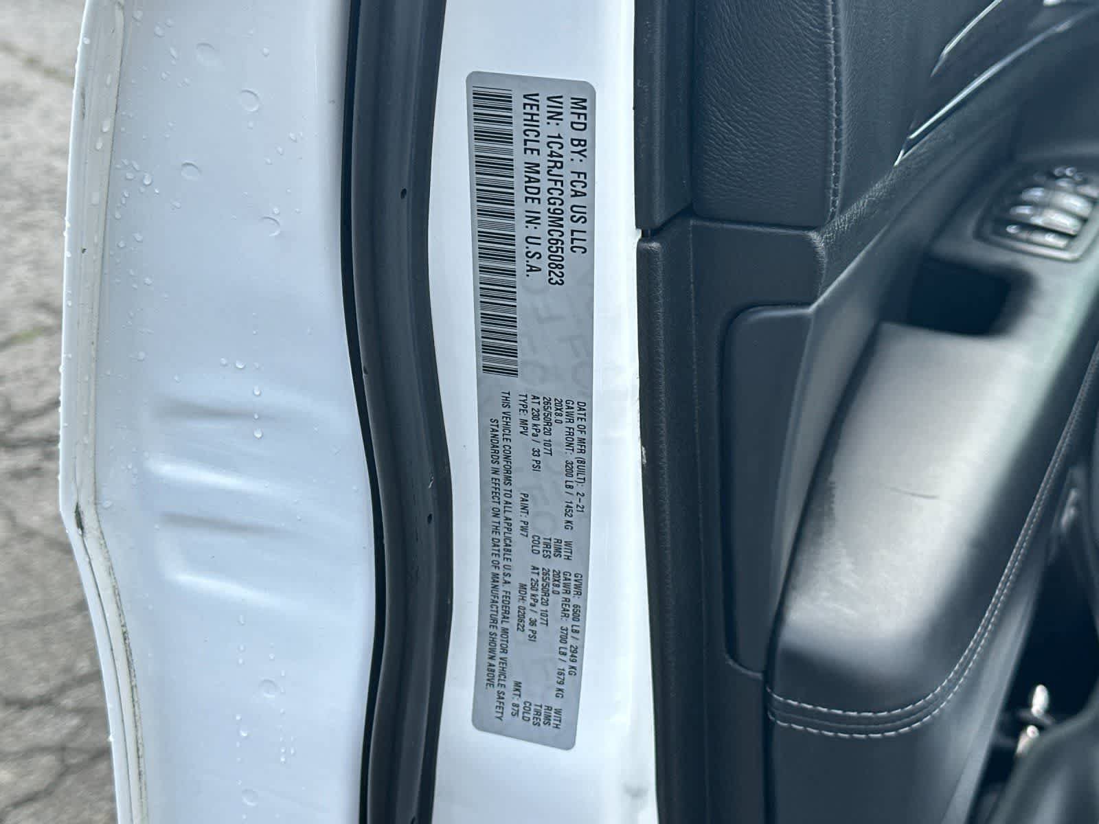 Used 2021 Jeep Grand Cherokee Overland AWD/4WD image 29
