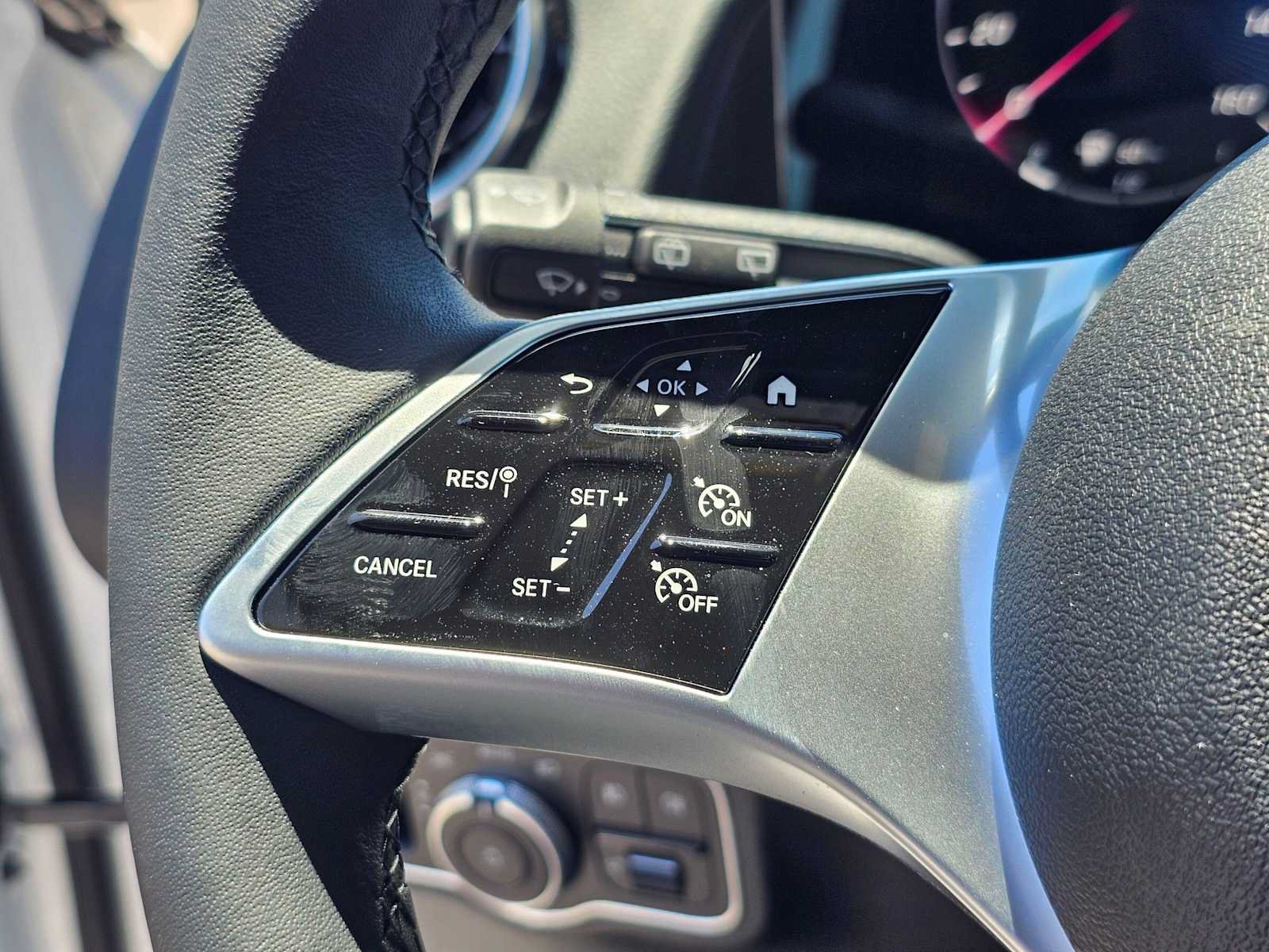 New 2026 Mercedes-Benz GLB 250 image 27