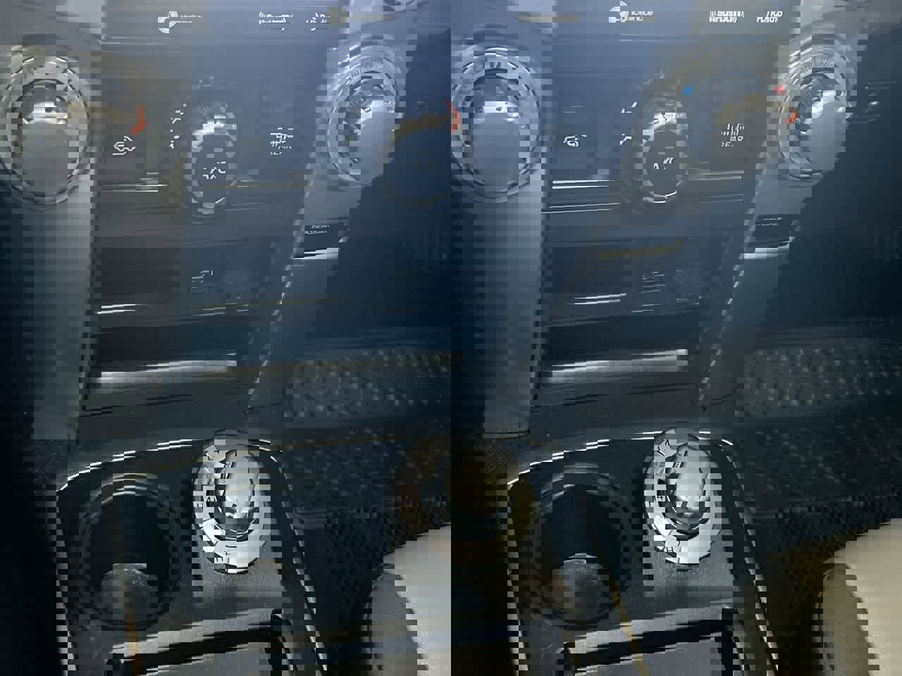 Used 2020 Toyota 4Runner SR5 Premium image 19