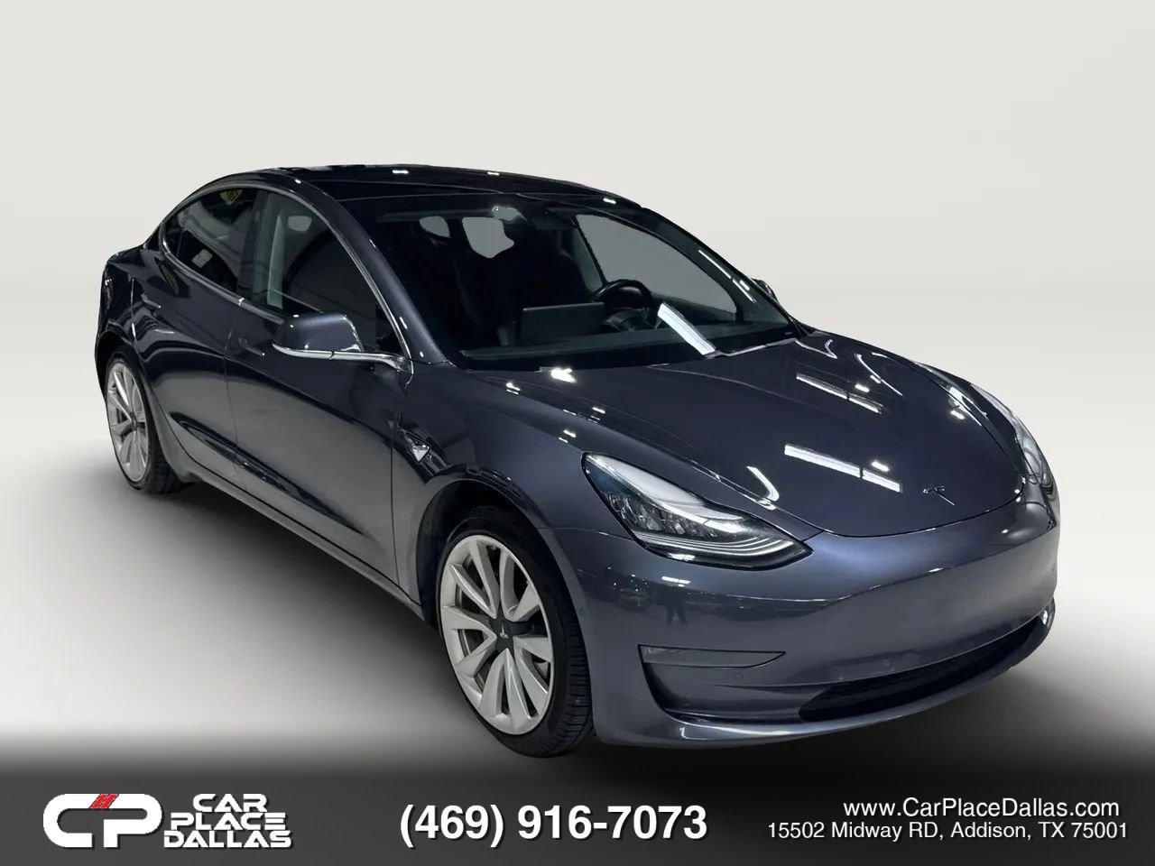 Used 2019 Tesla Model 3 Standard Range image 2