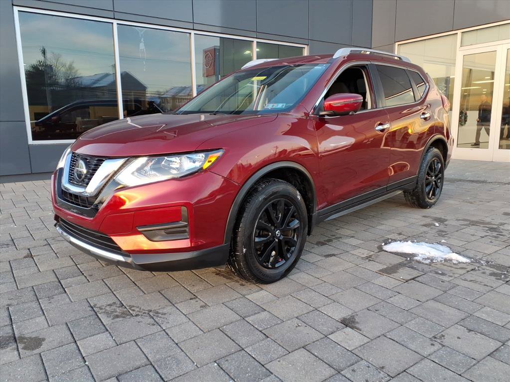 Used 2018 Nissan Rogue SV w/ Premium Package image 12