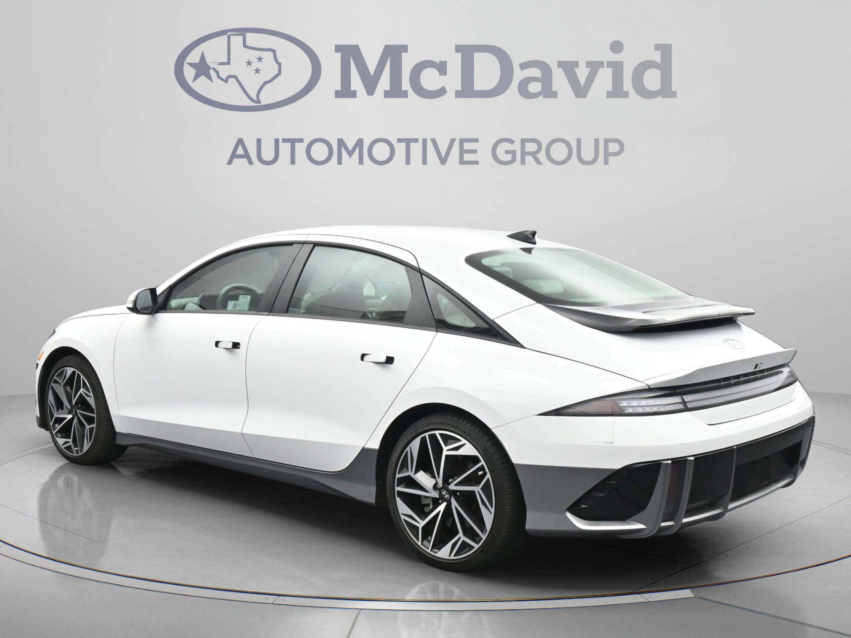 Used 2024 Hyundai Ioniq 6 SEL RWD image 6