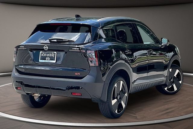 Certified 2025 Nissan Kicks SR FWD image 2