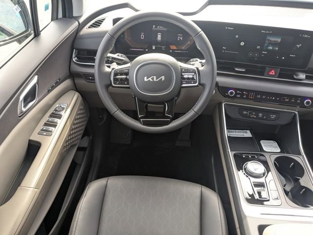 New 2026 Kia Carnival EX FWD image 18