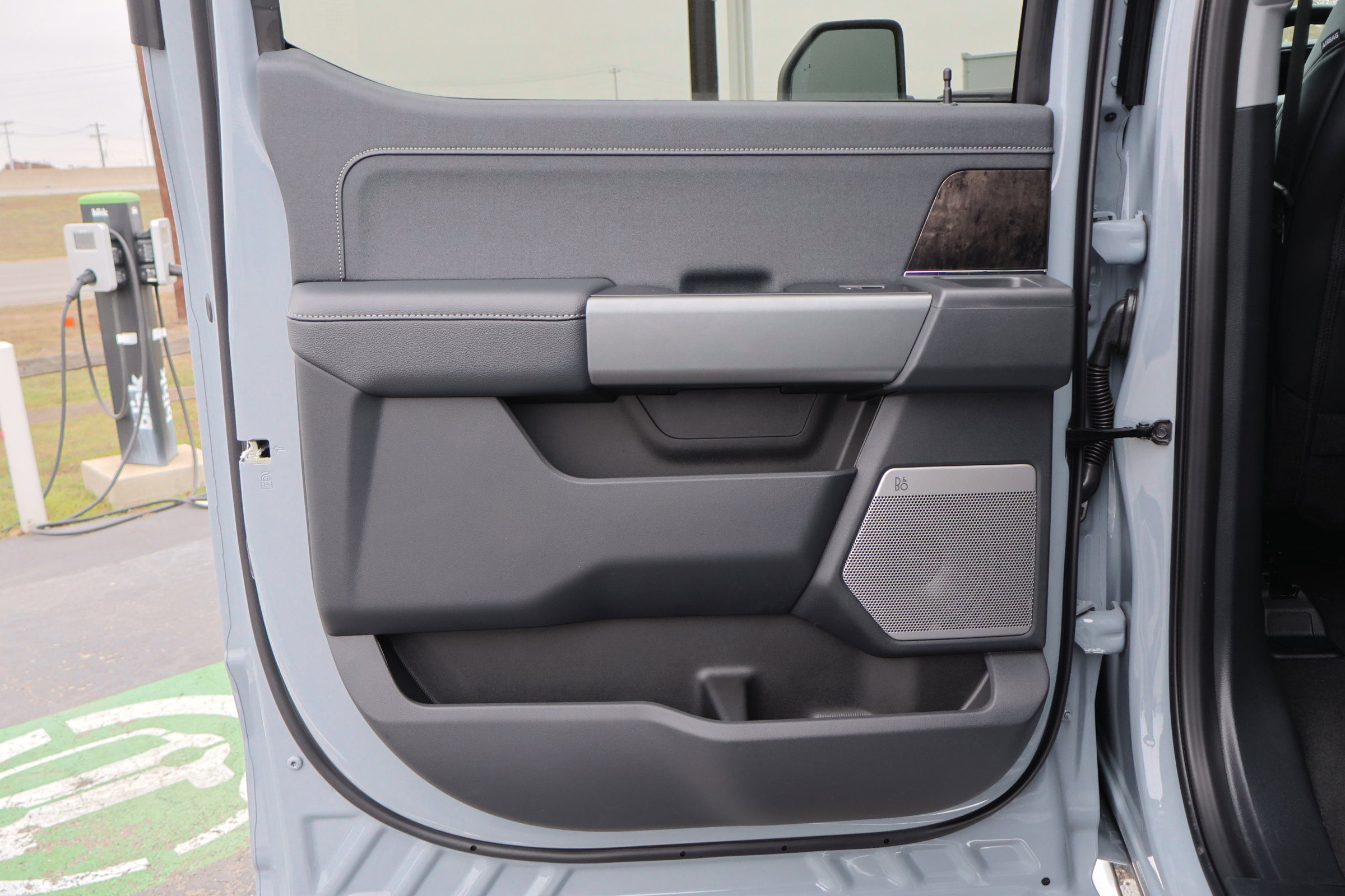 New 2026 Ford F450 Lariat w/ Chrome Package image 27