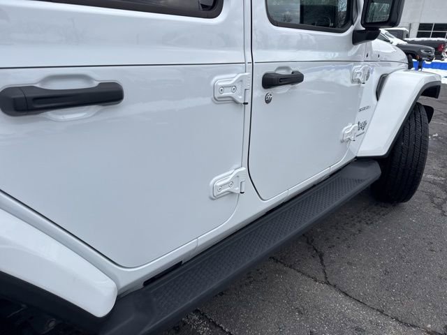 Used 2024 Jeep Wrangler Sahara image 17