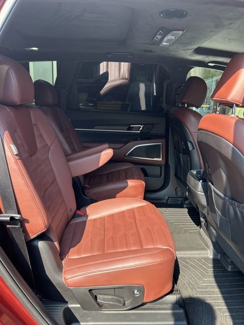 Used 2024 Kia Telluride SX Prestige image 10