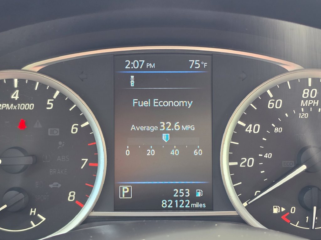 Used 2019 Nissan Sentra S FWD image 17