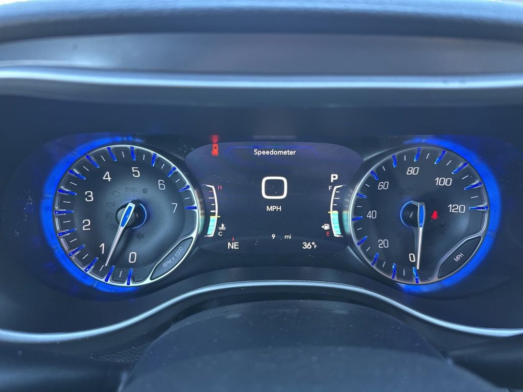 New 2026 Chrysler Pacifica Select AWD/4WD image 21