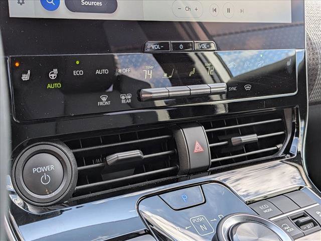 Used 2025 Toyota bZ4X AWD image 8