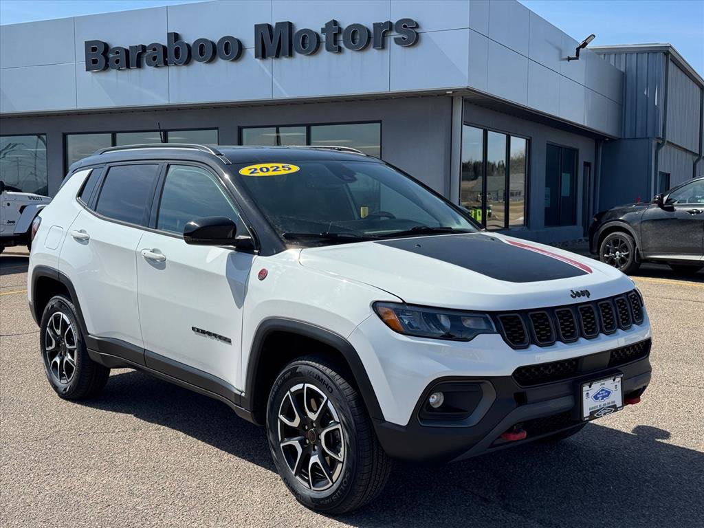 Used 2025 Jeep Compass Trailhawk AWD/4WD video 1