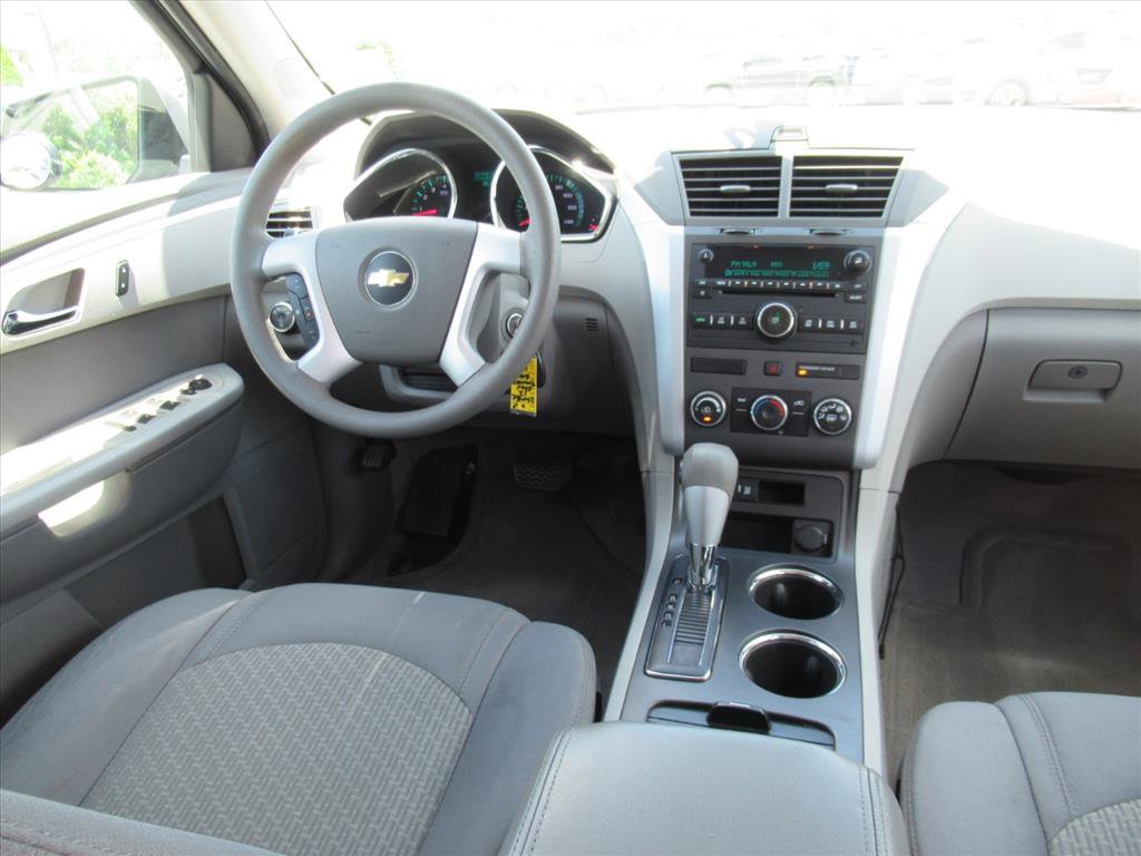 Used 2012 Chevrolet Traverse LS FWD image 13