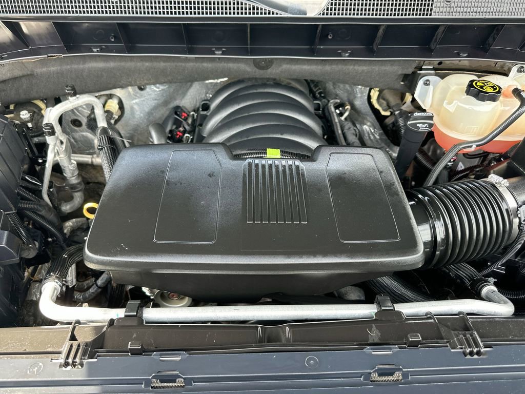 Used 2020 Chevrolet Silverado 1500 High Country w/ Technology Package AWD/4WD image 28