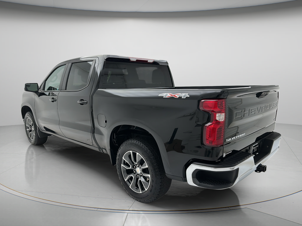 Used 2024 Chevrolet Silverado 1500 LT AWD/4WD image 7