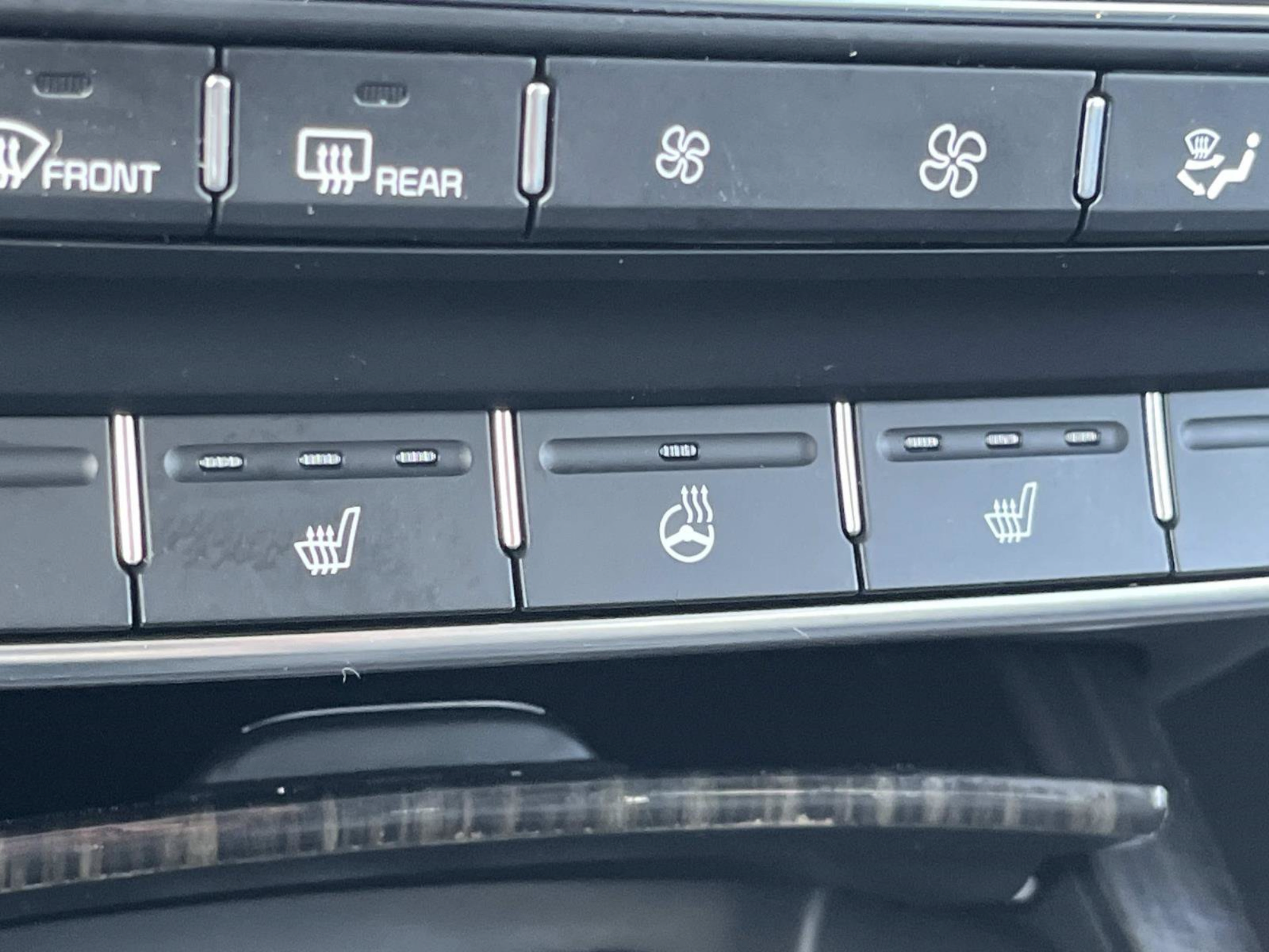 Used 2019 Kia Sorento EX w/ EX Touring Package FWD image 49