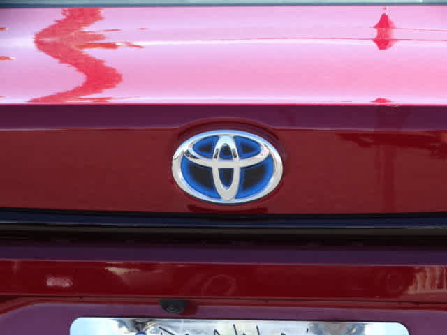 Used 2025 Toyota Corolla LE w/ LE Premium Package FWD image 10