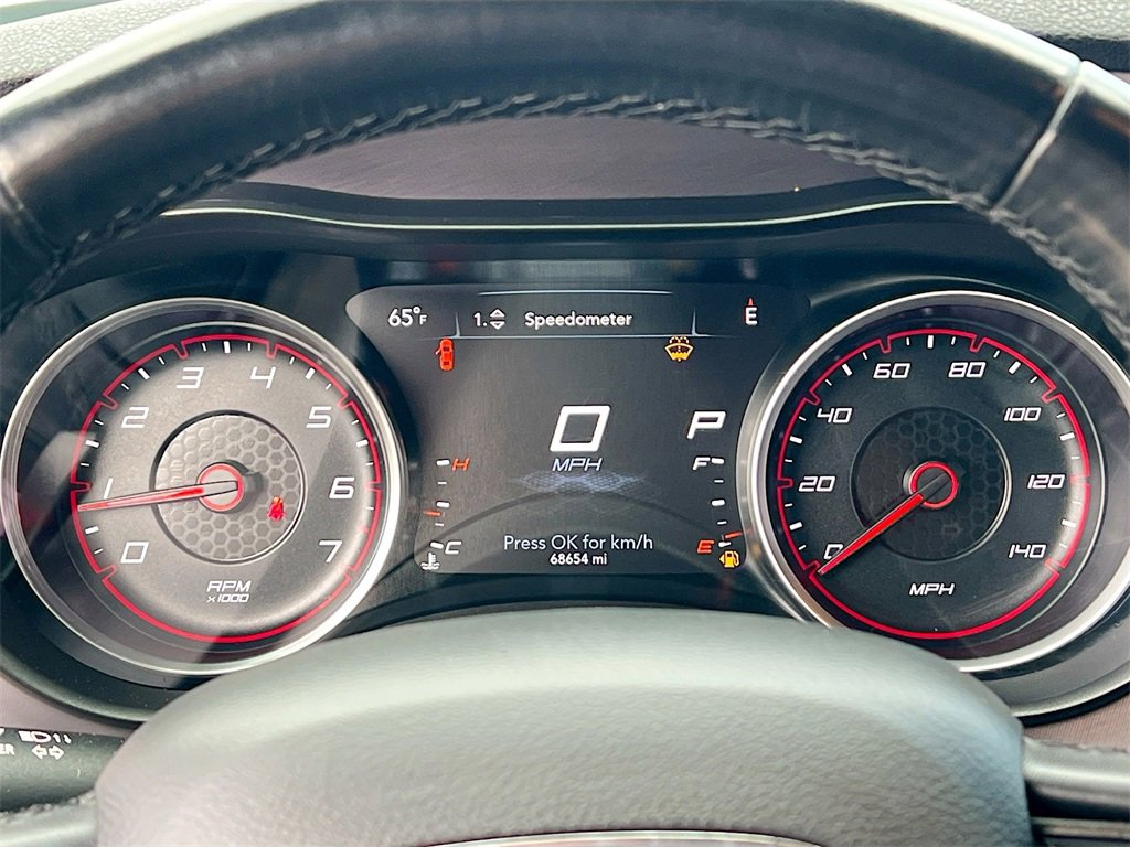 Used 2022 Dodge Charger SXT w/ Cold Weather Package image 12