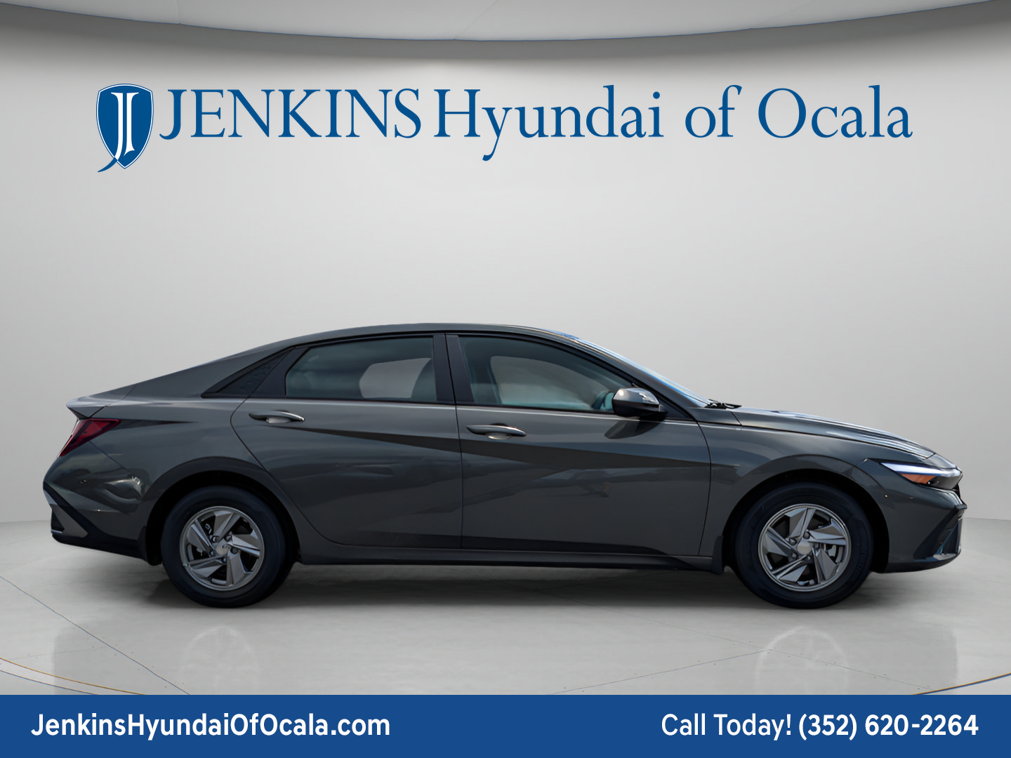 New 2026 Hyundai Elantra SE FWD image 2