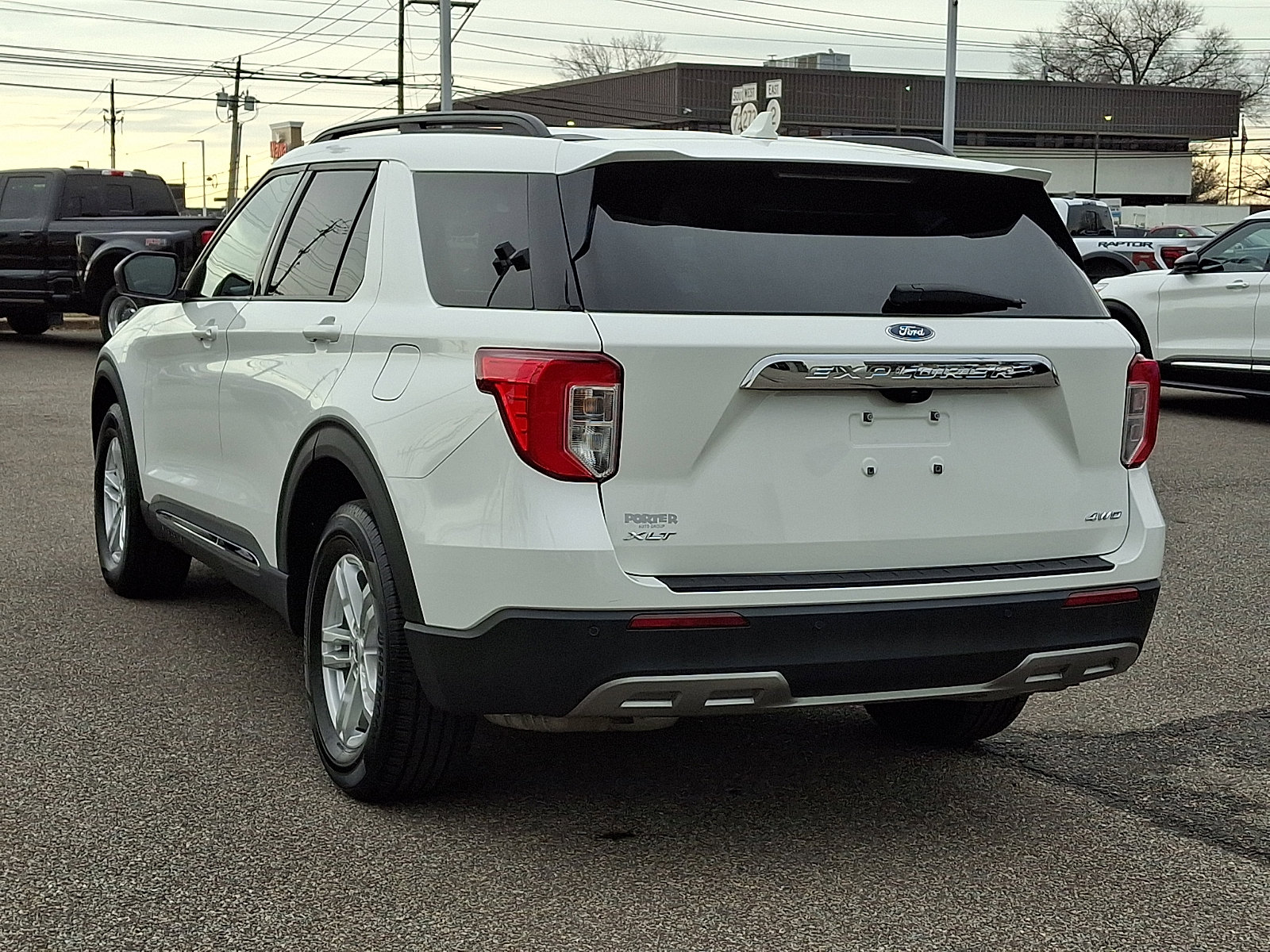 Certified 2023 Ford Explorer XLT w/ Equipment Group 202A image 8